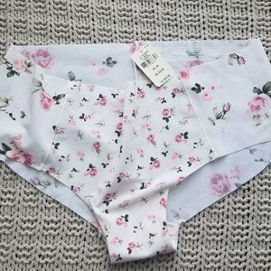 NWT PINK VS Raw Cut Hipster Panties